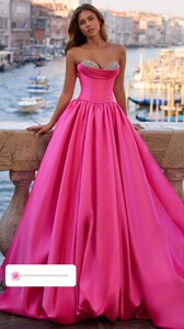 [2025.11.12] sherrihill_3764601572983138333.jpg