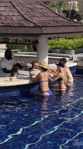 [2025.11.14] shaunasexton__3765892911331264302.jpg