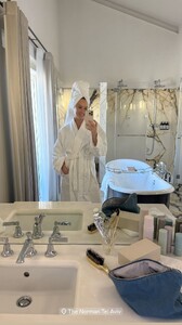 [2025.11.16] livelle_3767307496332216755.jpg