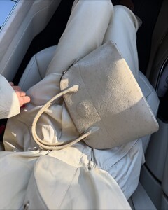 [2025.11.17] hoskelsa_582108133_18540463150010569_7710850084984218584_n.jpg