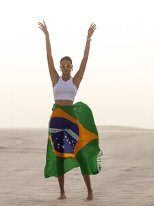 [2025.11.17] sofiaresing_583885323_18539549809031551_6644192162293311651_n.jpg