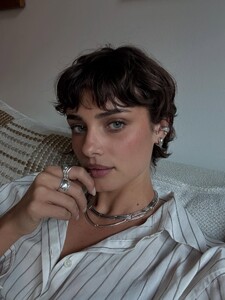 [2025.11.17] taylor_hill_582061950_18545961022024492_1590533224121596121_n.jpg