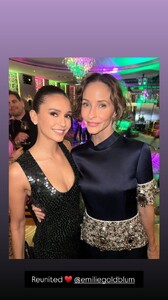 [2025.11.18] nina_3768880163225211827.jpg