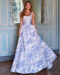 [2025.11.18] sherrihill_583647041_18554395069046023_7828487143808652064_n.jpg