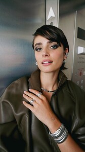 [2025.11.18] stonefruit_DRMt8JojN9V.jpg