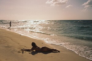 [2025.11.20] haileybieber_584389633_18563120578037292_6908094354139937703_n.jpg