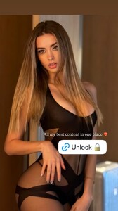 [2025.11.20] lizkovalenkoo_3770457819326503063.jpg