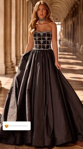 [2025.11.20] sherrihill_3770417031741558041.jpg