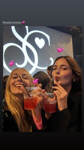 [2025.11.21] sadienewman_3770610310966449005.jpg