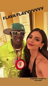 [2025.11.21] victoriajustice_3771372649684498890.jpg