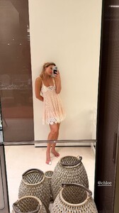 [2025.11.22] barrefaeli_3771305288129899261.jpg