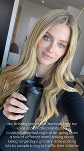 [2025.11.24] katelove_3773345121728316657.jpg