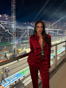 [2025.11.25] kelseymerritt_588337079_18548457085039208_5942678791745248118_n.jpg