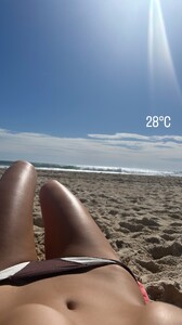 [2025.11.26] lindsaydemyan_3774655728859740963.jpg