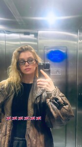 [2025.11.26] stellamaxwell_3774559021824081977.jpg