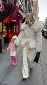 [2025.11.27] hoskelsa_3775465417998138418.jpg