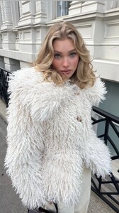 [2025.11.27] hoskelsa_3775467578467305392.jpg