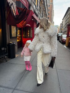 [2025.11.27] hoskelsa_589213003_18542011609010569_761308479252754455_n.jpg