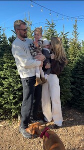 [2025.11.27] katelove_DRkIx8zDMf.jpg