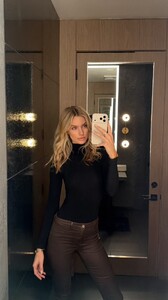 [2025.11.29] ally.m.mason_3776912195641622845.jpg