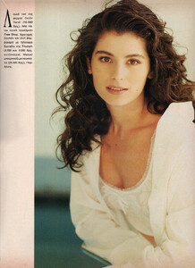 35-MARIECLAIREGR-Feb-1992-m.AlessandraP.-ph.TasosVrettos.jpg
