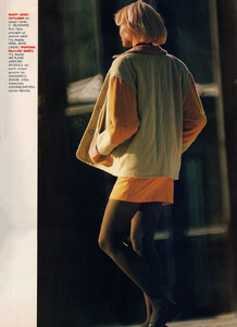 39-MARIECLAIREGR-Oct-1990-m.UnkSarahMoizer-ph.VagelisTsagaraki.jpg