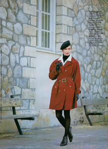 40-MARIECLAIREGR-Oct-1992-m.Jelena-ph.KaterinaMarianou.jpg