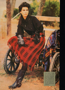62-MARIECLAIREGR-Nov-1992-m.Stephanie-ph.KostasCoutayar.jpg