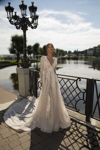 6615e55793eecc7e1ff958f8_NAOMI 1.jpg