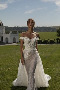 6615eee236d108b869a96c72_PERIS 10.jpg