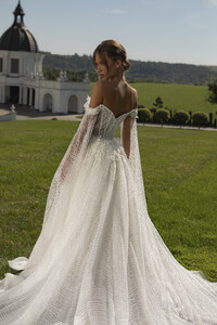 6615ef8574361abf3a7dcaf3_PERIS 7.jpg