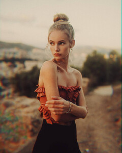 740full-chimene-delrock (21).jpg