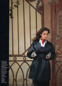 81-MARIECLAIREGR-Nov-1992-m.KatjaBrant-ph.VangelisTsagaraki.jpg