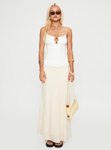 AylaF - PrPolly - Bet You Wanna Bead Detail Top White-8 - 6-Model-Ayla-Us2.jpg