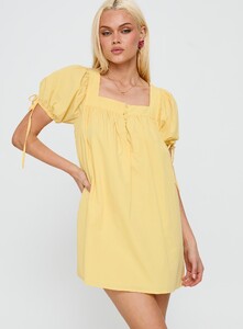 AylaF - PrPolly - Lilibet Mini Dress Lemon-7 - 1-Model-Ayla-Us2.jpg