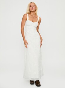 AylaF - PrPolly - Maisone Broderie Maxi Dress White-7 - 1-Model-Ayla-Us2.jpg
