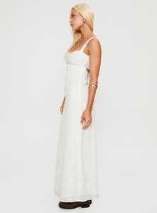 AylaF - PrPolly - Maisone Broderie Maxi Dress White-7 - 3-Model-Ayla-Us2.jpg