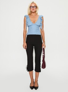 AylaF - PrPolly - Miztry Top Blue Polka-8 - 6-Model-Ayla-Us2.jpg