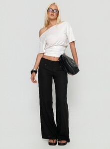 AylaF - PrPolly - Pedra Wide Leg Pant Black-6 - 2-Model-Ayla-Us2.jpg