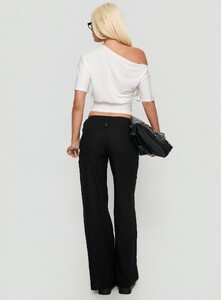 AylaF - PrPolly - Pedra Wide Leg Pant Black-6 - 4-Model-Ayla-Us2.jpg