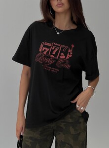 BHamilton - PrPolly - Big Winner Graphic Top Black-8 - 7-Model-Brittany-Us4.jpg