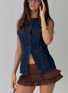 BHamilton - PrPolly - Bless Your Heart Top Blue Denim-8 - 0-Model-Brittany-Us4.jpg