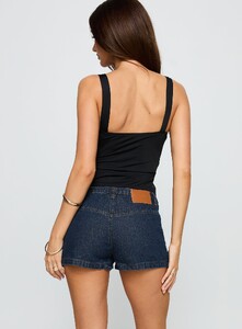 BHamilton - PrPolly - Catch Me Now Denim Shorts Dark Blue Wash-8 - 4-Model-Brittany-Us4.jpg