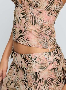 BHamilton - PrPolly - Forever Yours Set Leopard Floral-11 - 5-Model-Brittany-Us4.jpg