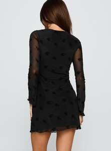BHamilton - PrPolly - Full Moon Long Sleeve Mini Dress Black-6 - 4-Model-Brittany-Us4.jpg
