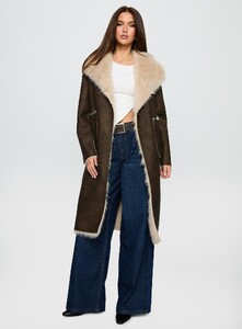 BHamilton - PrPolly - Kairos Shearling Detail Coat Brown-6 - 2-Model-Brittany-Us4.jpg