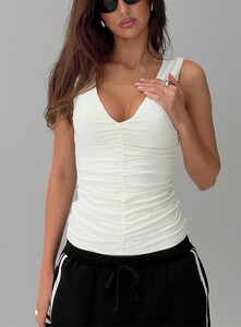 BHamilton - PrPolly - Loving Is Easy Ruched Top White-8 - 0-Model-Brittany-Us4.jpg