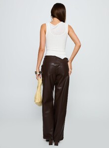 BHamilton - PrPolly - Sixth Sense Faux Leather Pants Brown-8 - 4-Model-Brittany-Us4.jpg