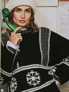 Banana Republic Holiday 2025.jpg