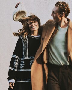 Banana Republic Holiday 2025_15.jpg